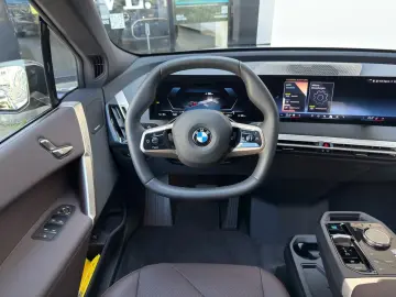 BMW iX xDrive60 DA Prof PA Prof 2