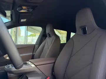 BMW iX xDrive60 DA Prof PA Prof 2