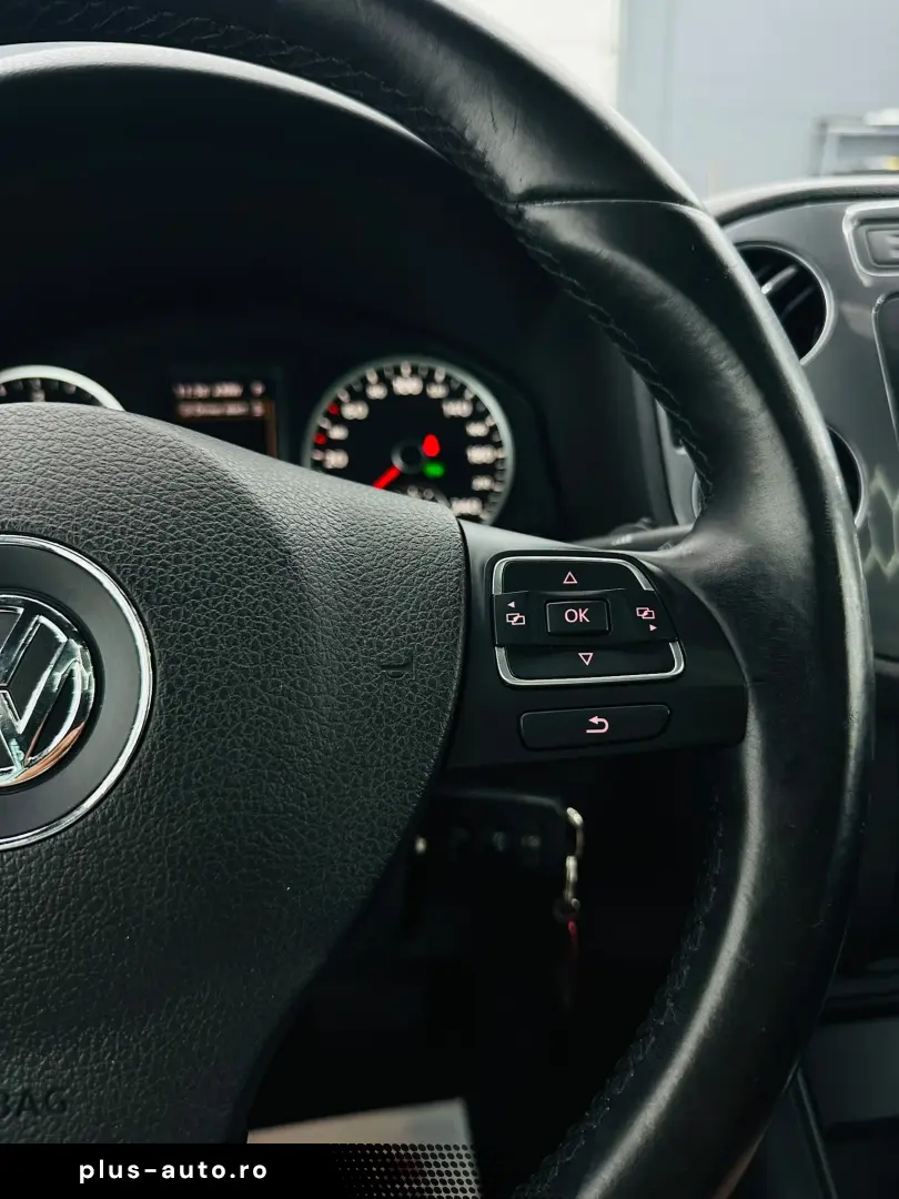 VOLKSWAGEN TIGUAN 2015 2.0D E5 4x4 Garantie 12 Luni Rate Ava