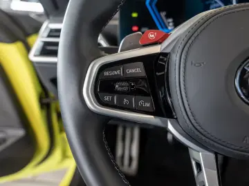 BMW M4 Coupe Competition HUD LED