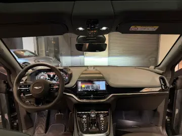 Aston Martin DBX 707 F1 2025 FACELIFT BOWERS