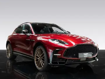 Aston Martin DBX S   Tow Park   Remote Park Heat