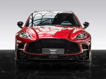 Aston Martin DBX S   Tow Park   Remote Park Heat