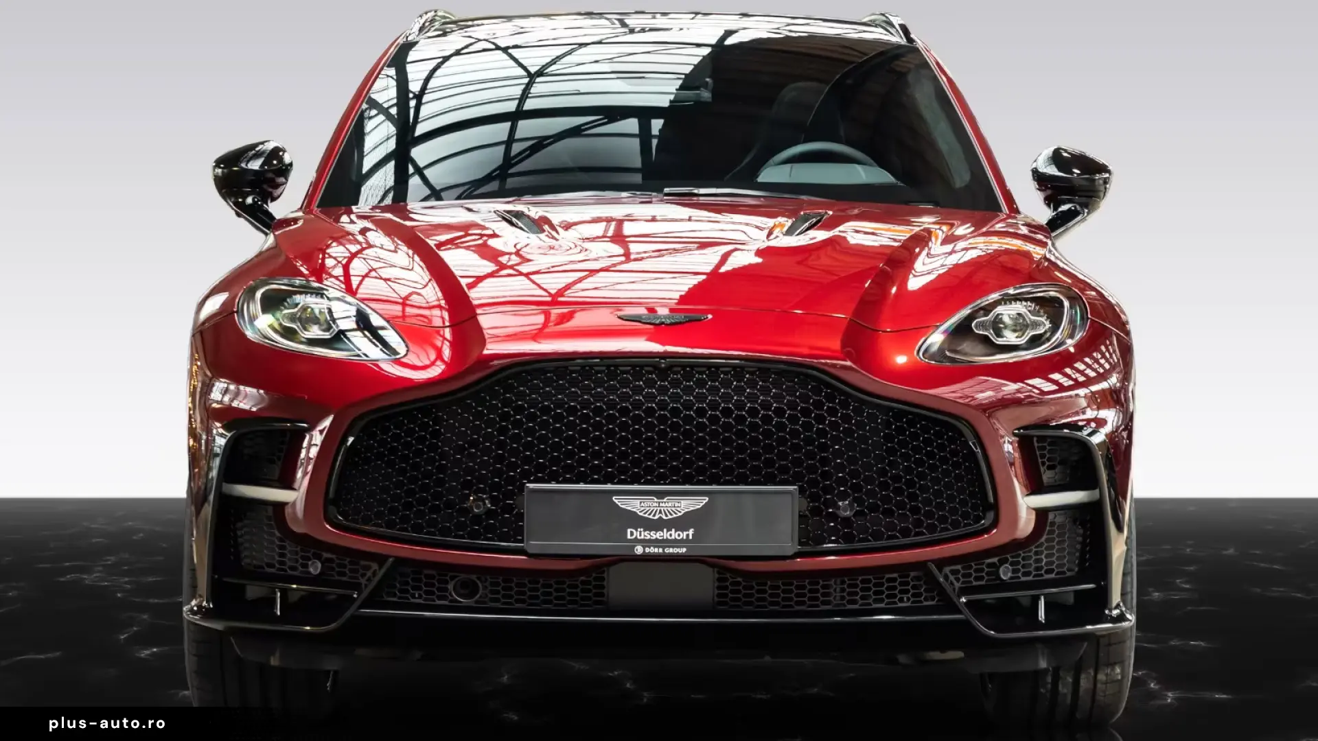 Aston Martin DBX S   Tow Park   Remote Park Heat