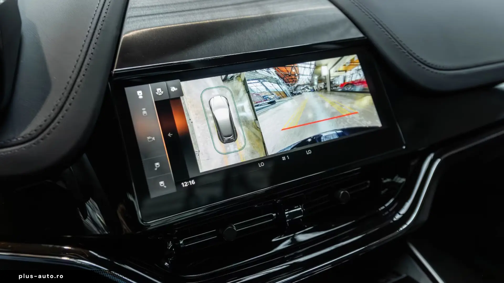 Aston Martin DBX S   Tow Park   Remote Park Heat