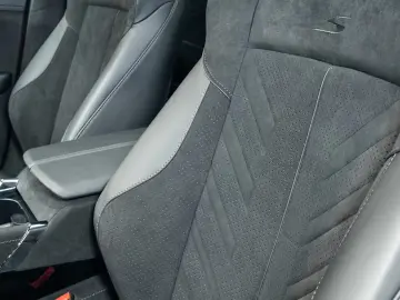 Aston Martin DBX S   Tow Park   Remote Park Heat