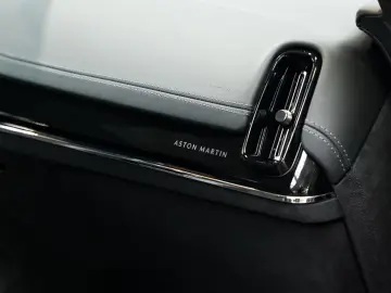 Aston Martin DBX S   Tow Park   Remote Park Heat