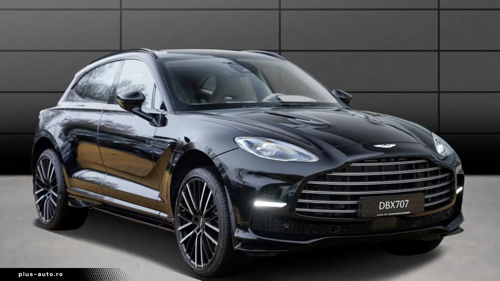 Aston Martin DBX