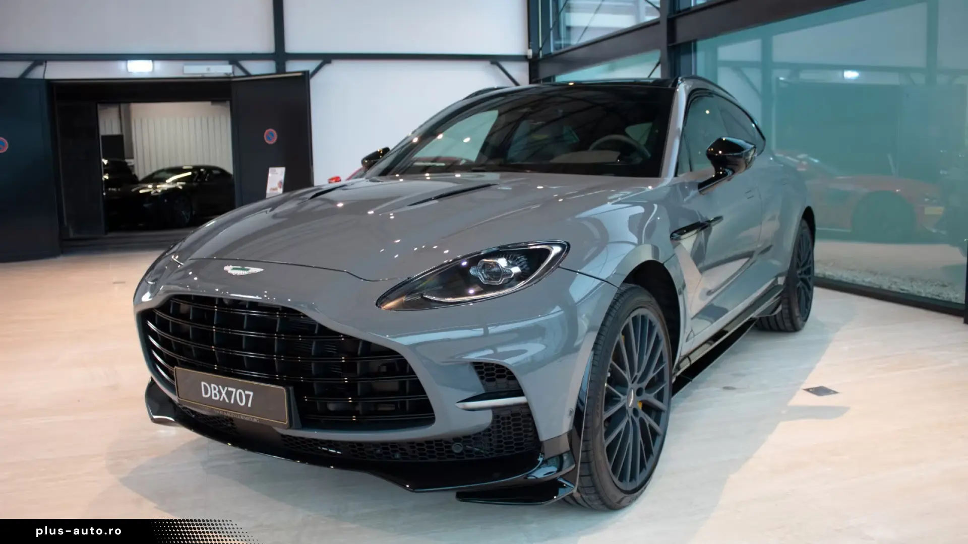 Aston Martin DBX DBX707