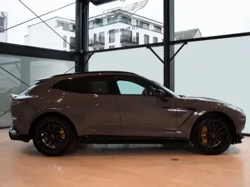 Aston Martin DBX DBX707