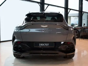 Aston Martin DBX DBX707