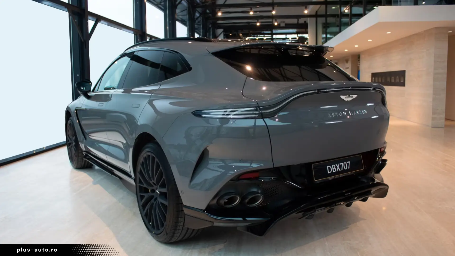Aston Martin DBX DBX707