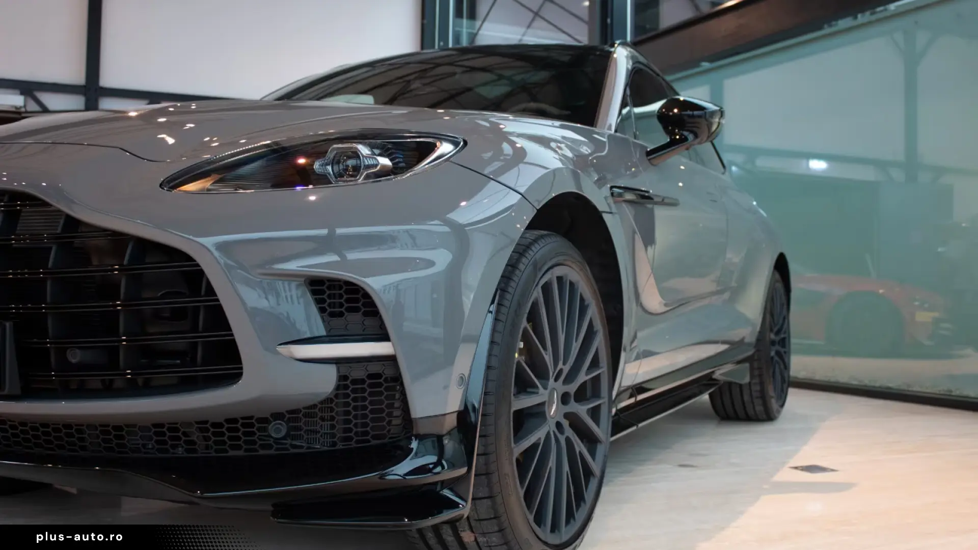 Aston Martin DBX DBX707