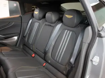 Aston Martin DBX DBX707