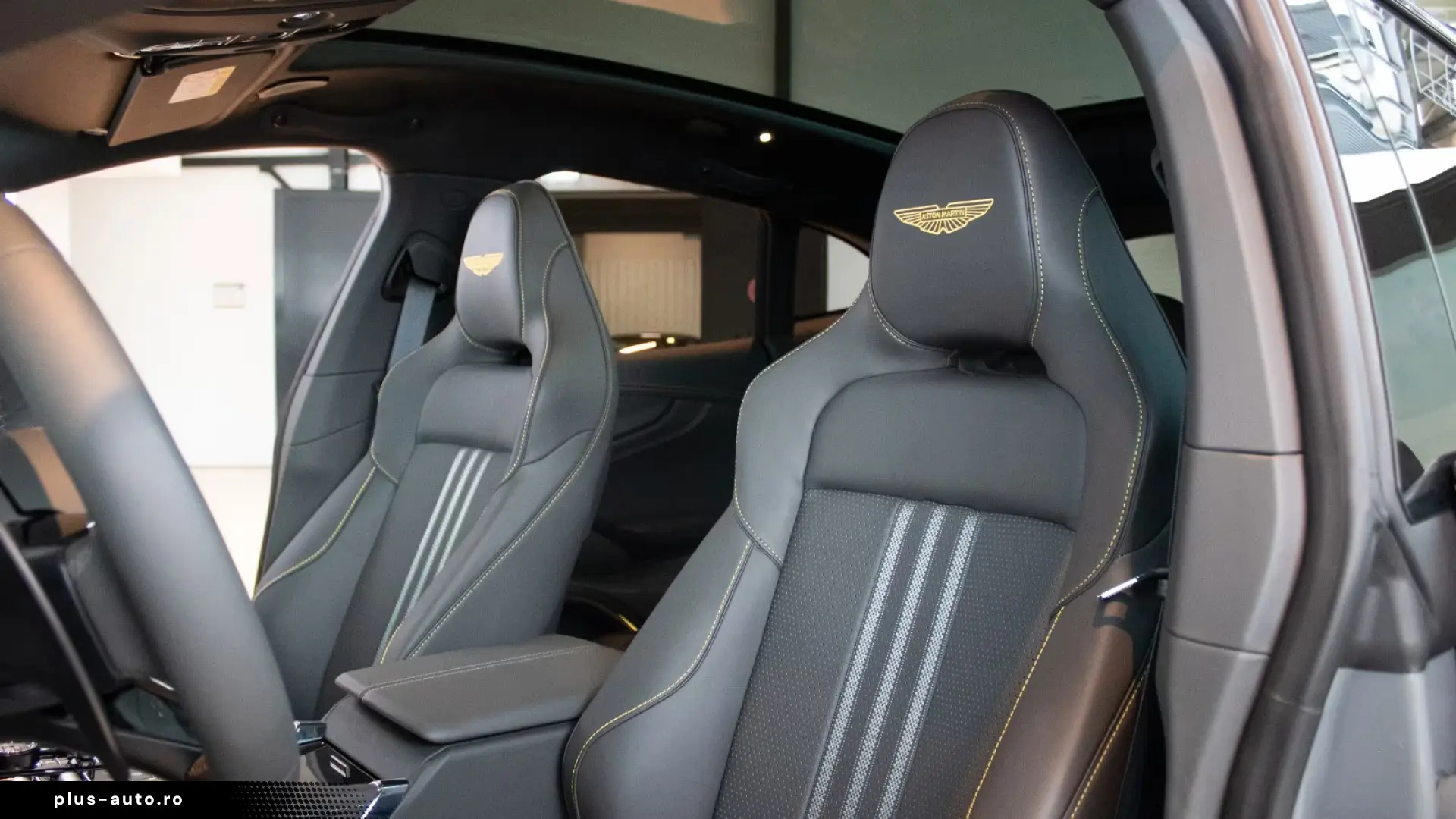 Aston Martin DBX DBX707
