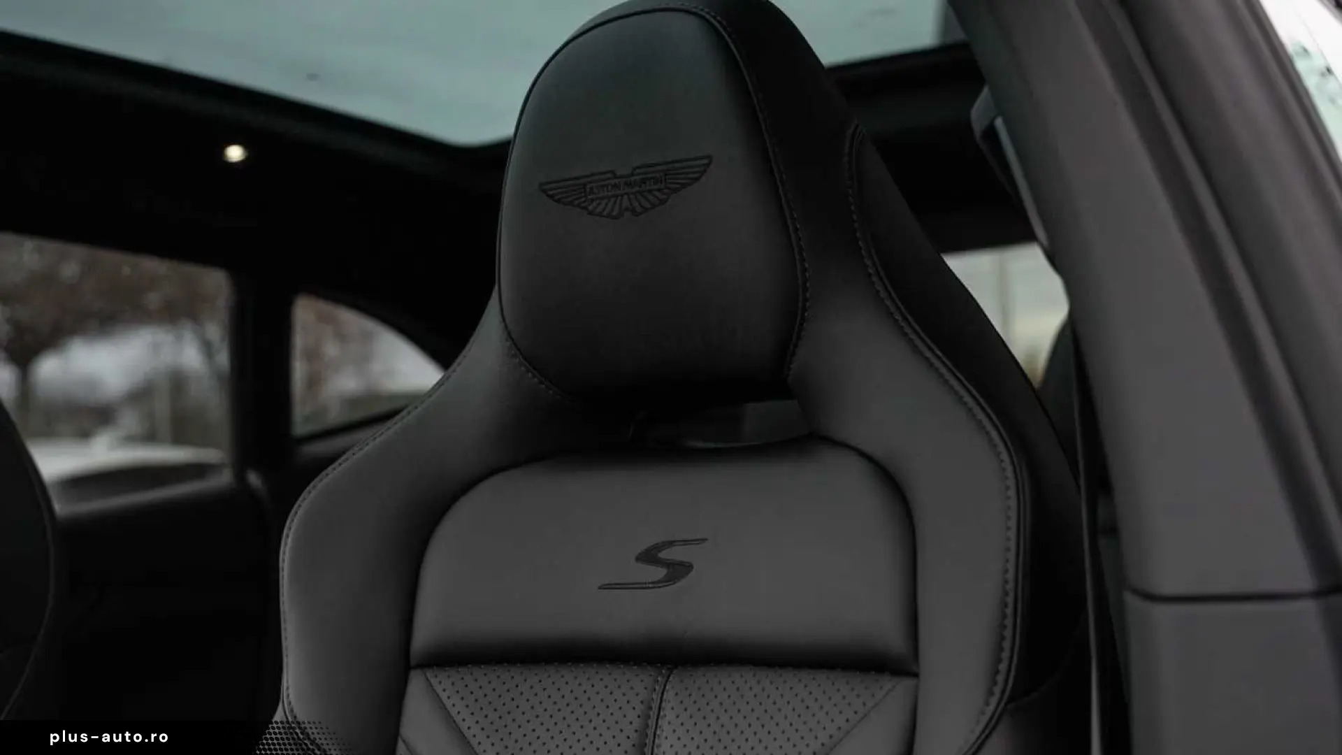 Aston Martin DBX S V8 4x4 MY26