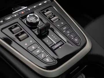Aston Martin DBX S V8 4x4 MY26