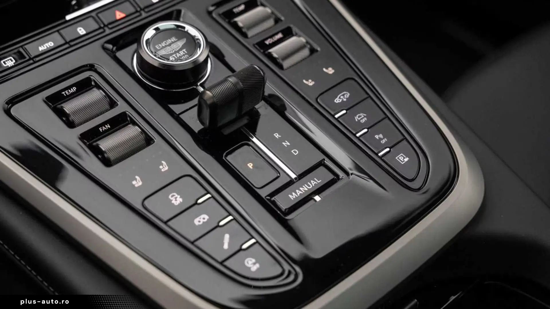 Aston Martin DBX S V8 4x4 MY26