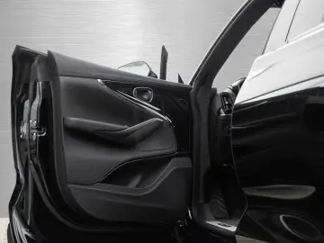 Aston Martin DBX S V8 4x4 MY26