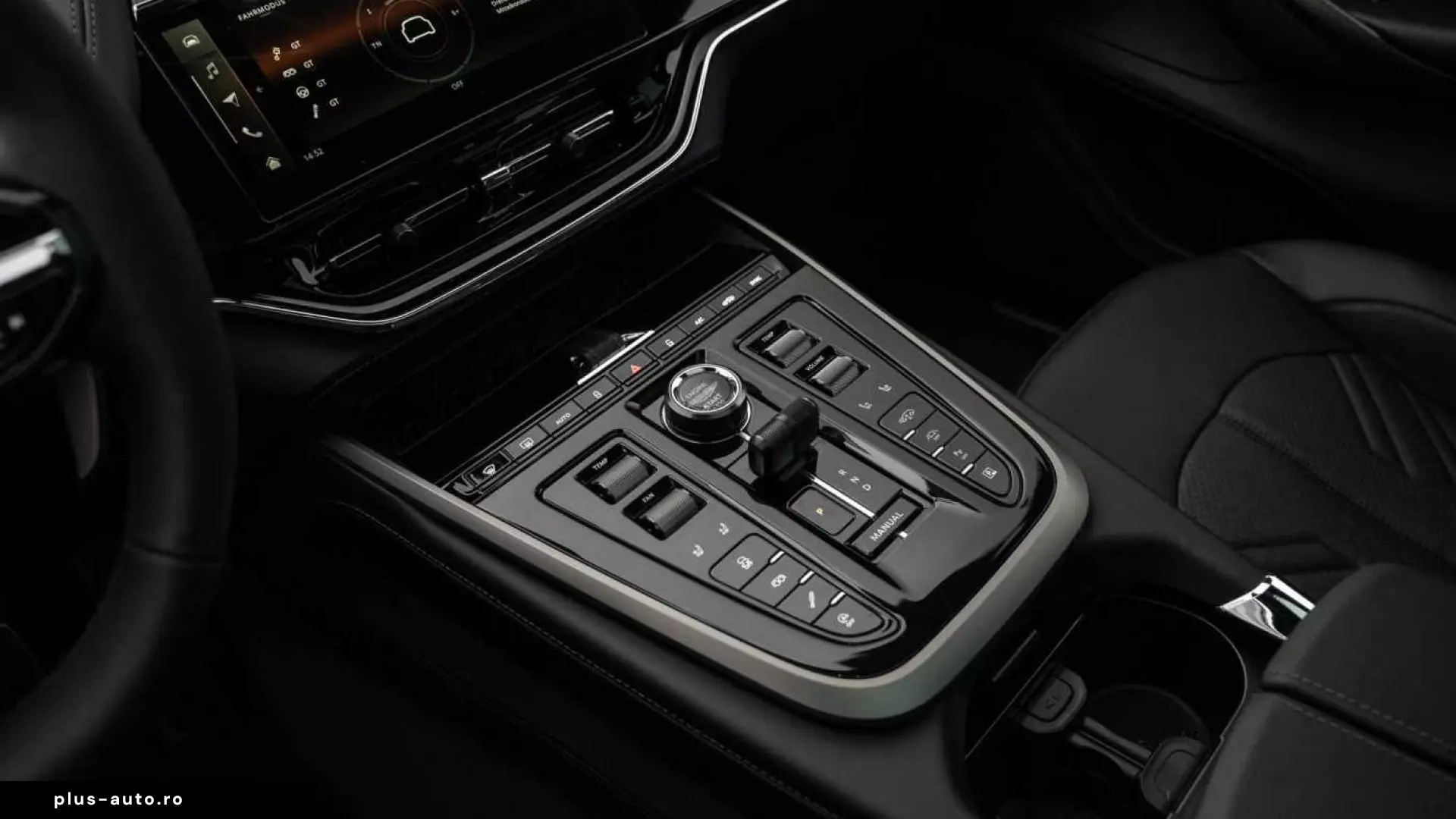 Aston Martin DBX S V8 4x4 MY26