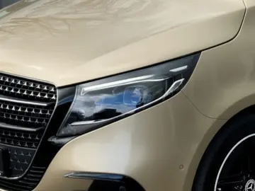 MERCEDES-BENZ V 300 d AVANTGARDE Lang AMG AHK AIRMATIC Pano