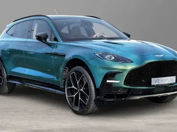 Aston Martin DBX S Iridescent Emerald