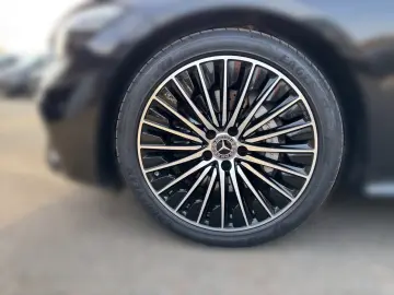 MERCEDES-BENZ CLE 180 Coupé AMG Pano 360 Memory Keyless