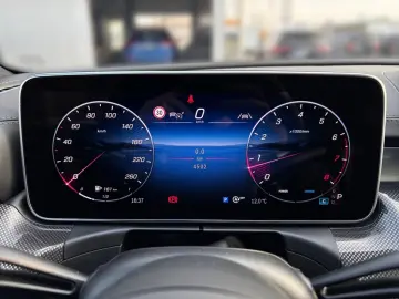 MERCEDES-BENZ CLE 180 Coupé AMG Pano 360 Memory Keyless