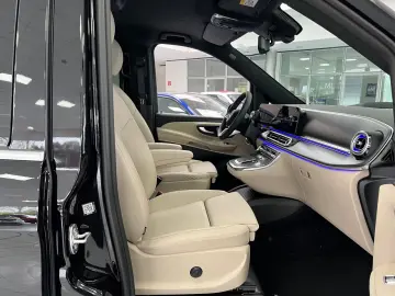 Mercedes-Benz V 300 d 4M Excl. lang AMG Luxury