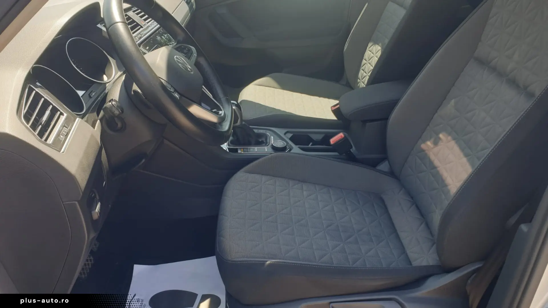 Volkswagen Tiguan 2021 2.0 TDI DSG Life 4x4 – Camere 360
