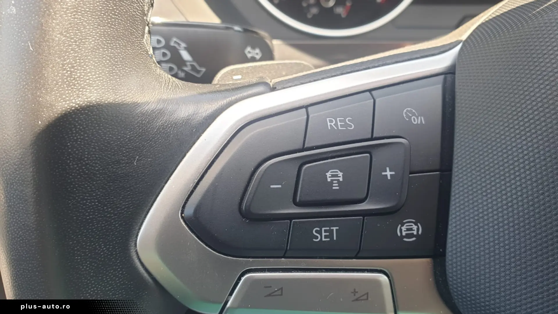 Volkswagen Tiguan 2021 2.0 TDI DSG Life 4x4 – Camere 360