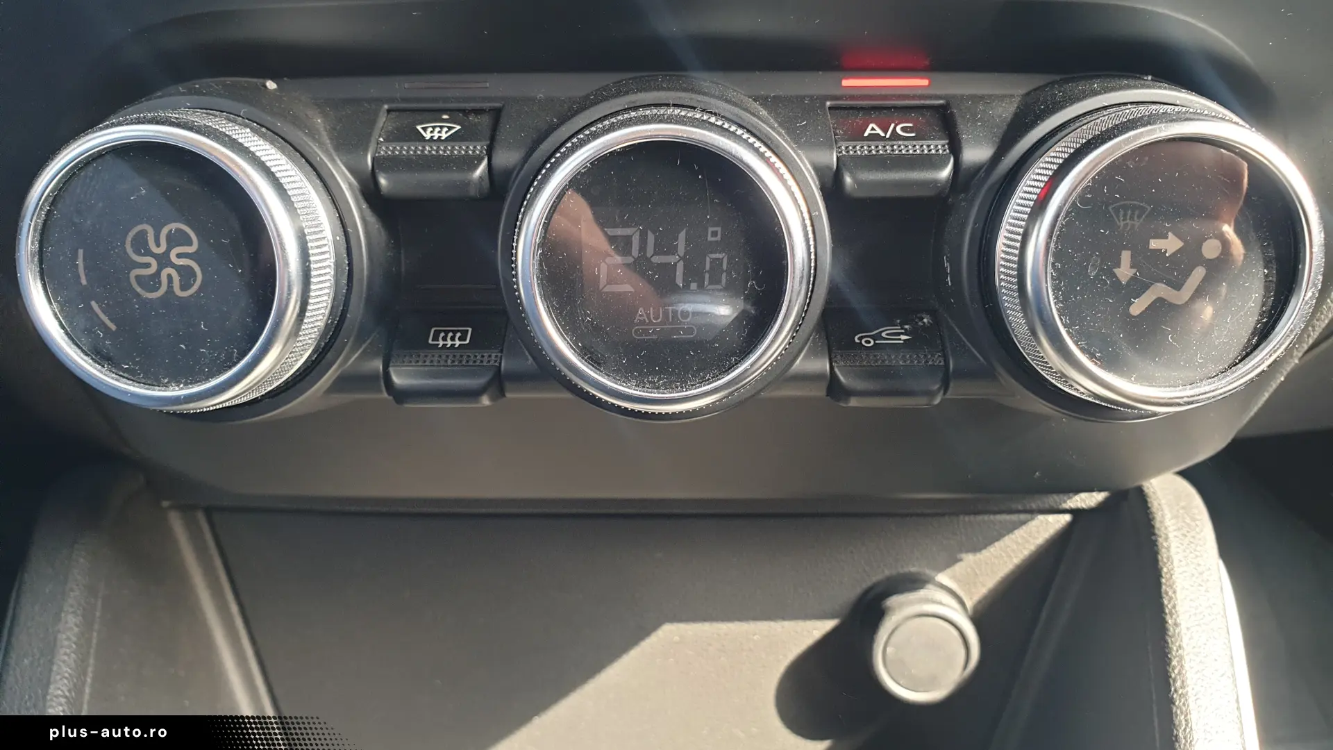 Dacia Duster 2021 1.5 dCi Blue Line 4x4 – FULL – Garanție
