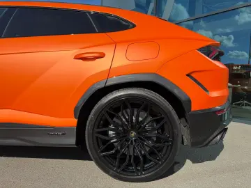 Lamborghini Urus SE -  Hybrid - LIVRARE RAPIDĂ!