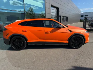 Lamborghini Urus SE -  Hybrid - LIVRARE RAPIDĂ!