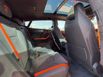 Lamborghini Urus SE -  Hybrid - LIVRARE RAPIDĂ!