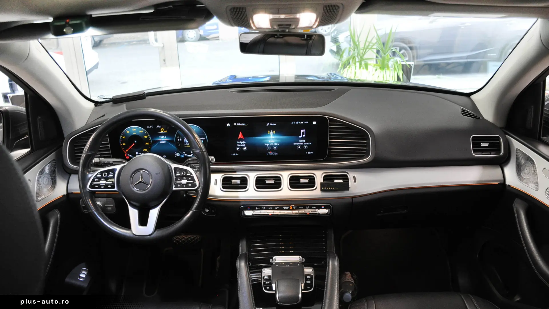 STOC Mercede Benz GLE 300d AMG Burmester Panorama