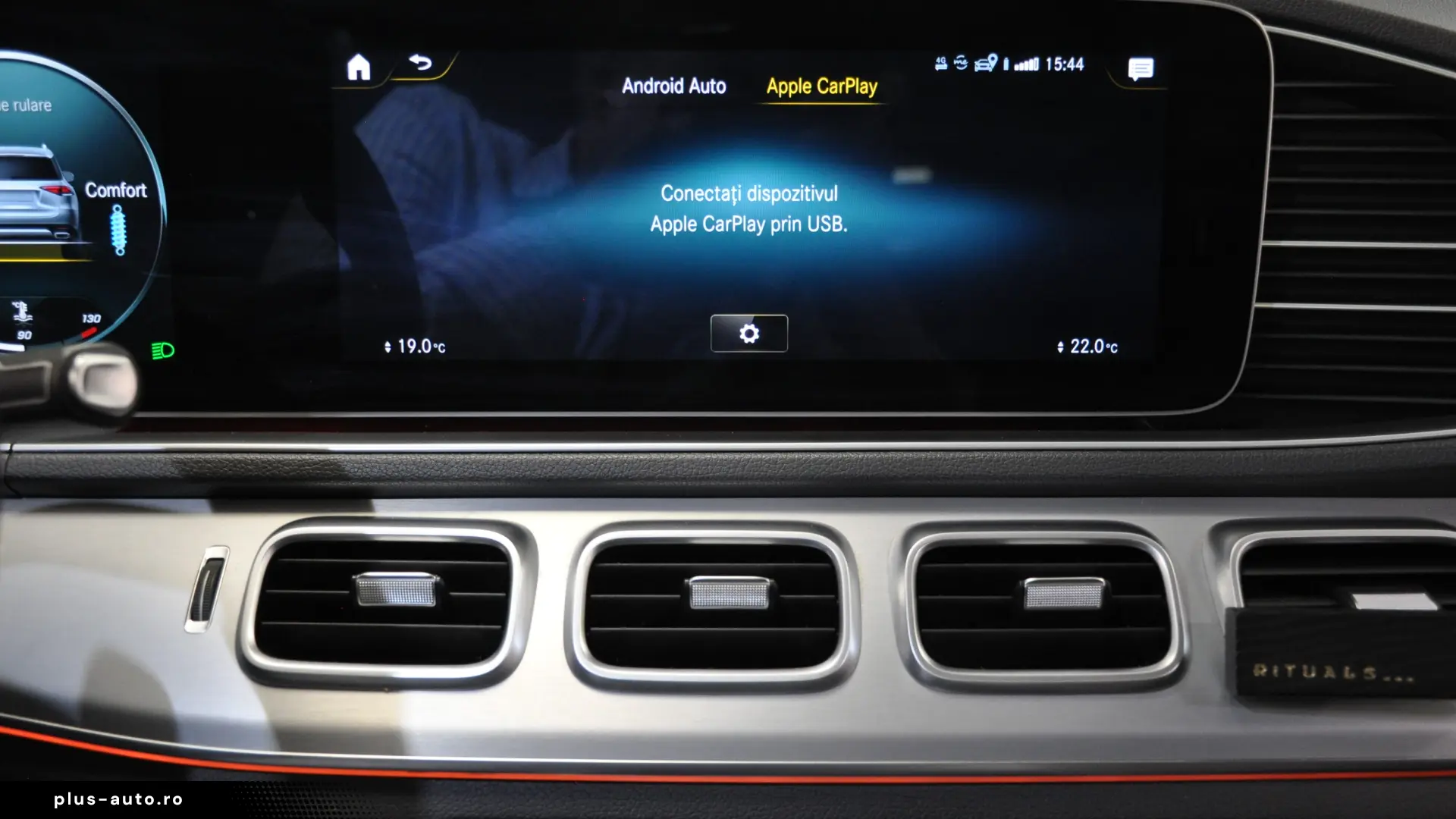 STOC Mercede Benz GLE 300d AMG Burmester Panorama