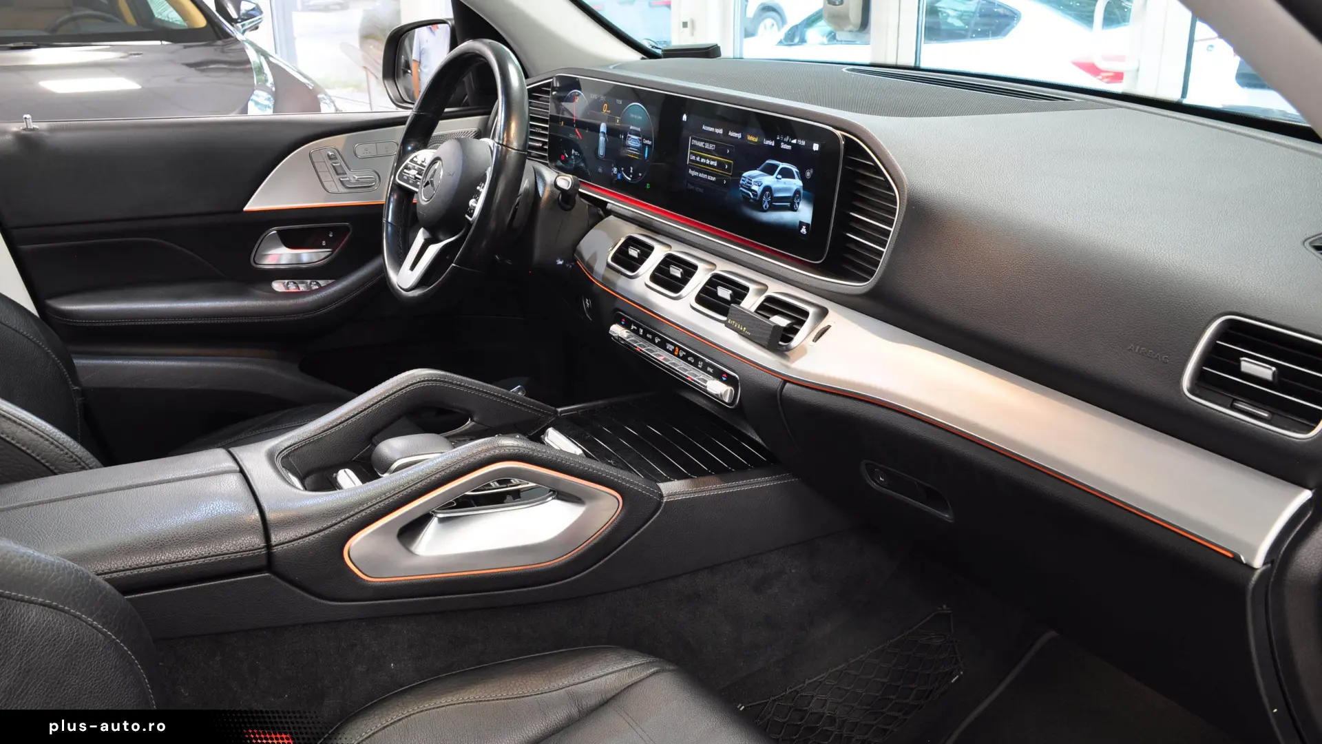 STOC Mercede Benz GLE 300d AMG Burmester Panorama