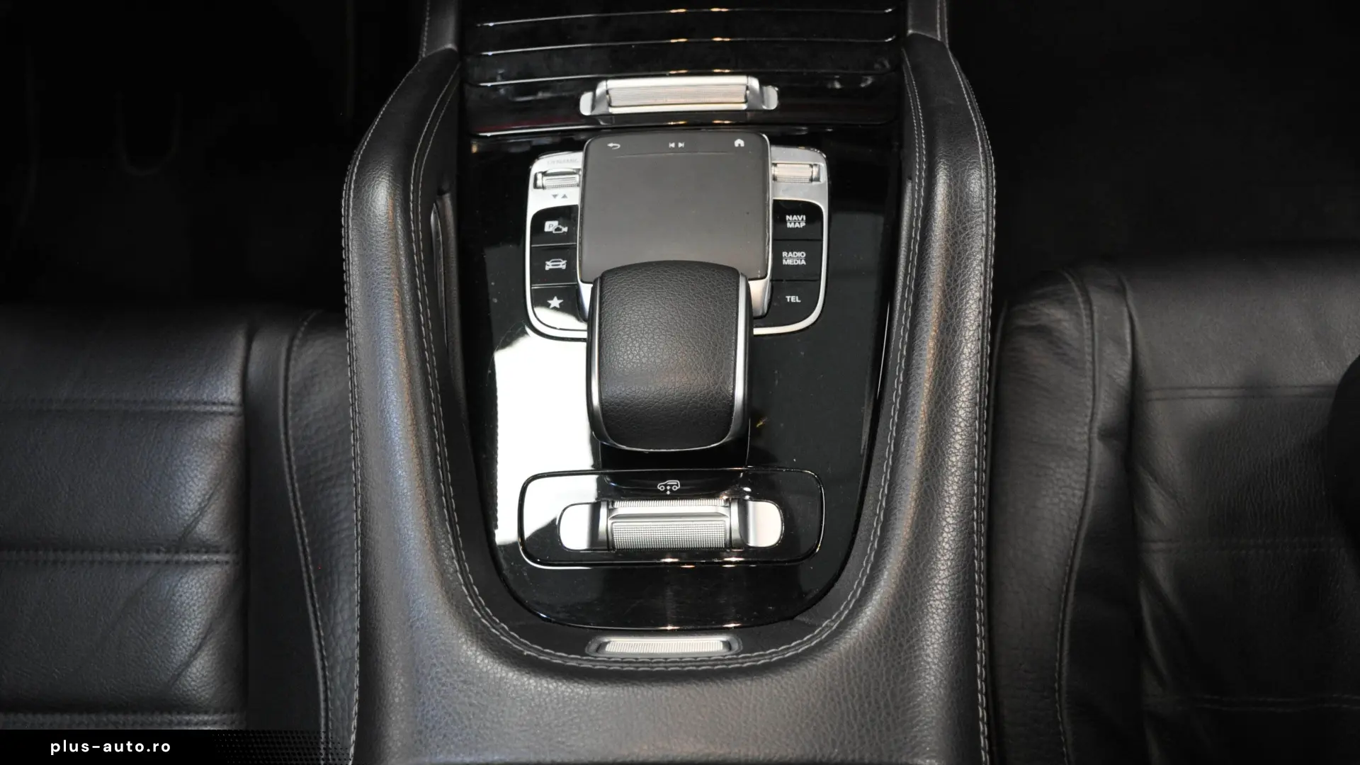 STOC Mercede Benz GLE 300d AMG Burmester Panorama