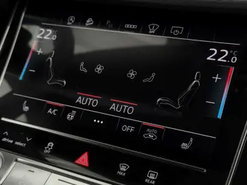 AUDI Q8 50 TDI Quattro S-Line Navi Matrix Ahk B&O Hea