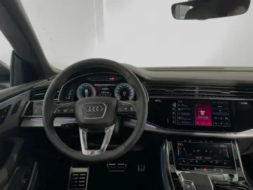 AUDI Q8 50 TDI Quattro S-Line Navi Matrix Ahk B&O Hea