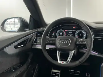 AUDI Q8 50 TDI Quattro S-Line Navi Matrix Ahk B&O Hea