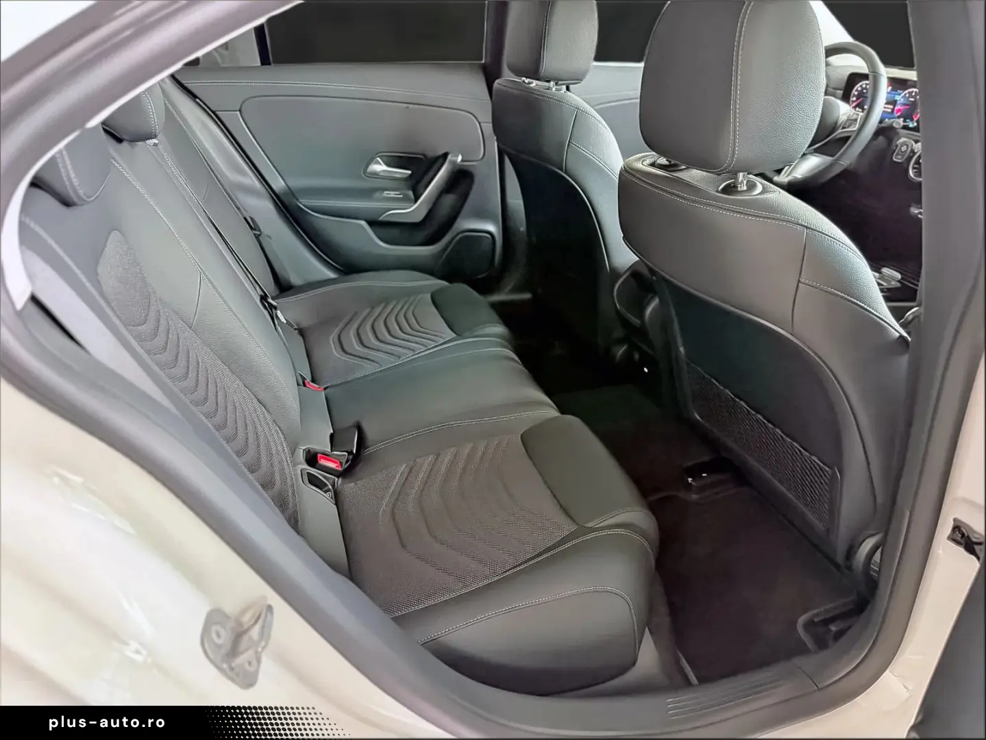 Mercedes-Benz Cla-180