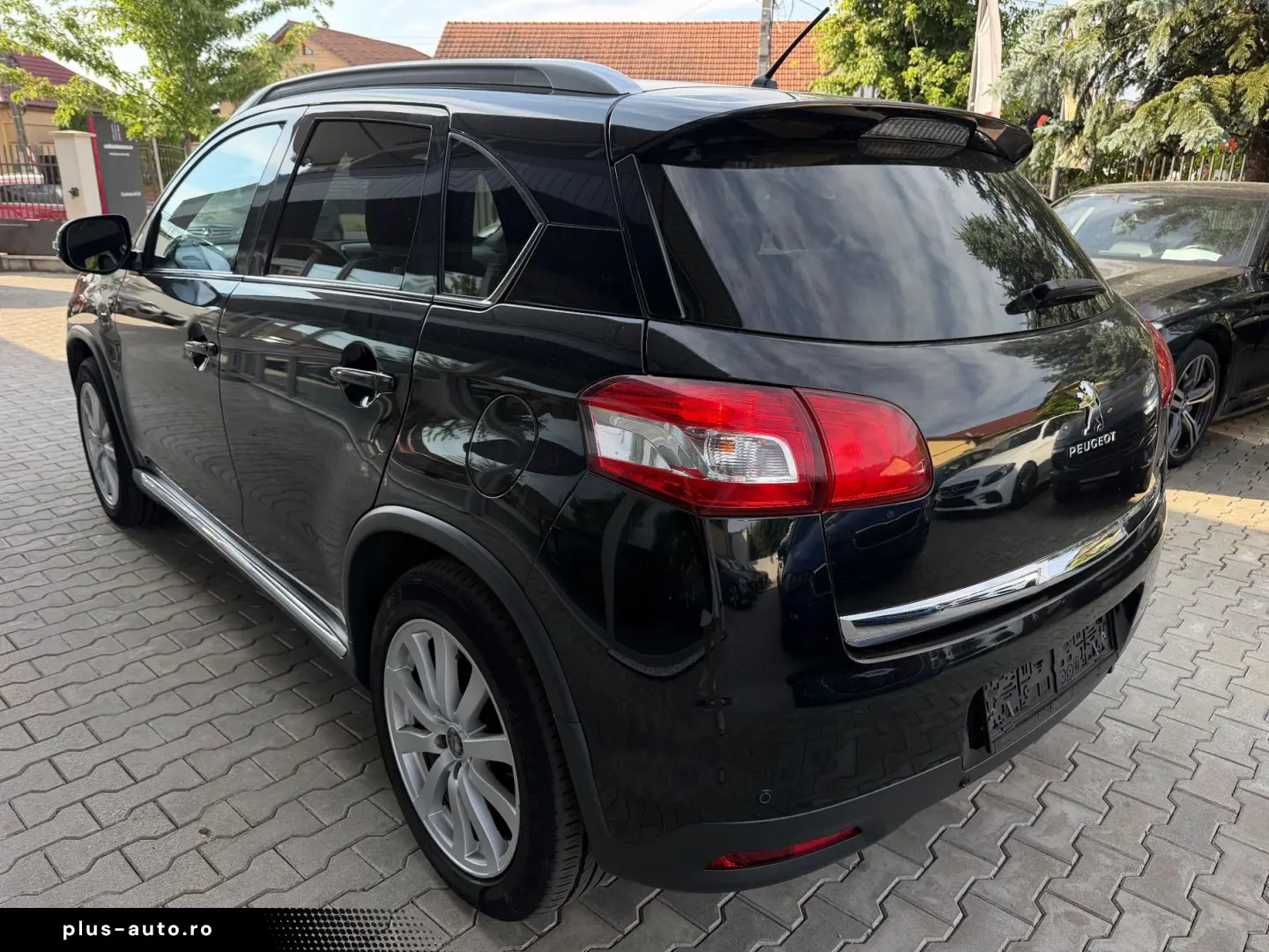 Peugeot 4008