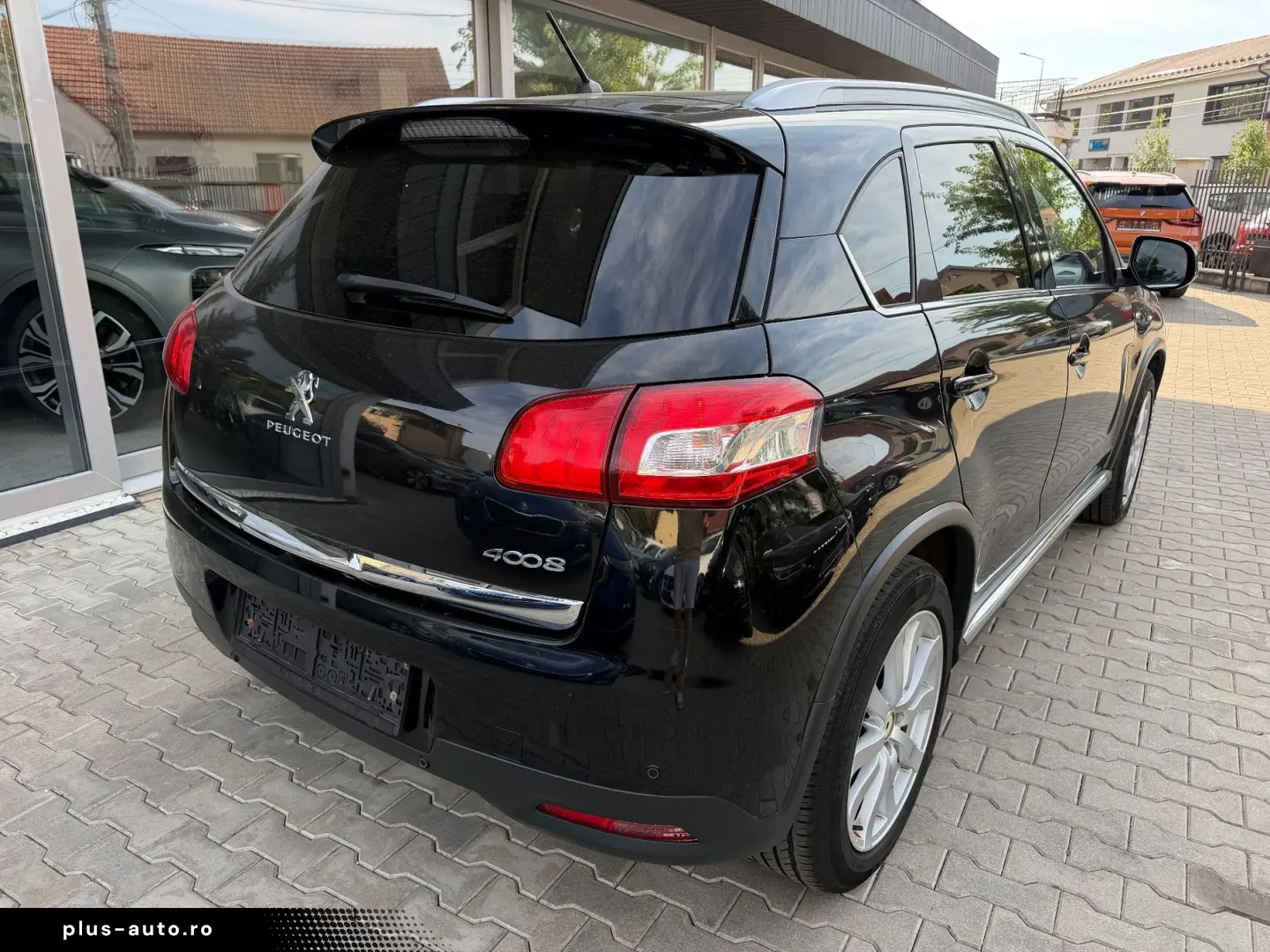 Peugeot 4008