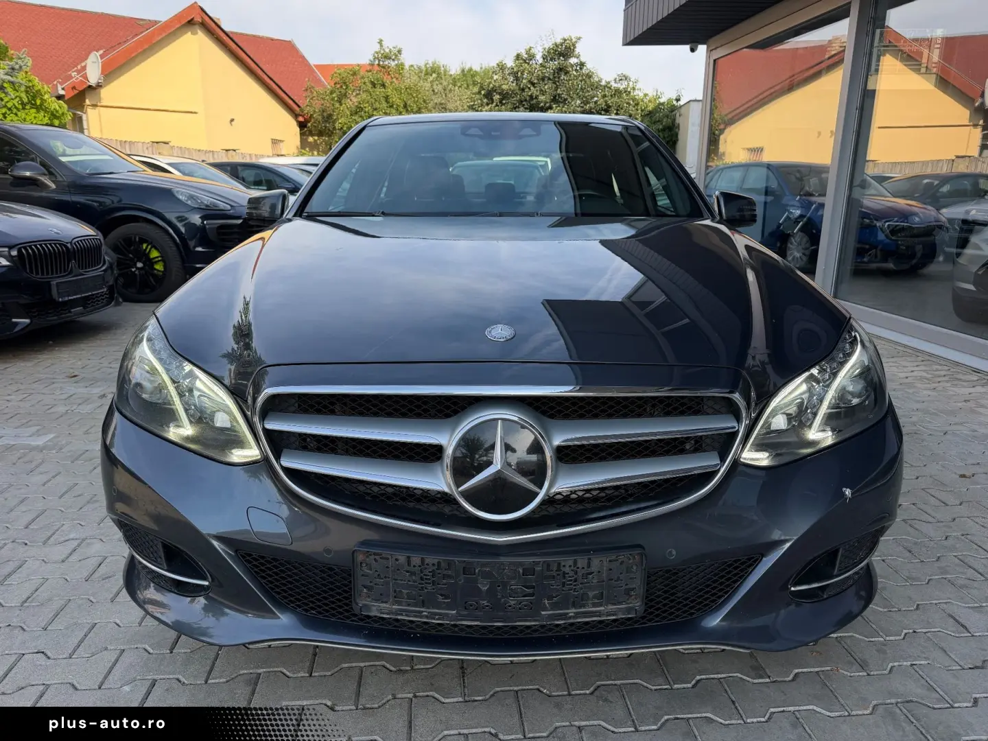 Mercedes-Benz E