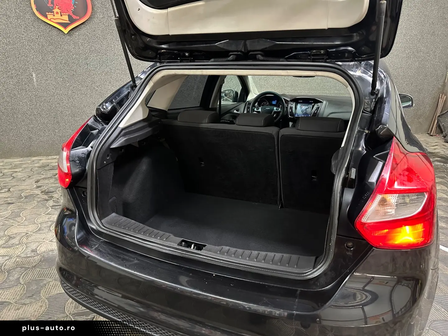 Ford Focus 2011 •Navigatie• E5 “Rate Fixe”