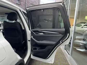 BMW X3 xDrive 20i ACC AHK Leders Komfort MLenk 19