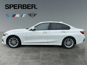 BMW 318i Sportsitze Komfortzugang PDC ACC Live Cockp