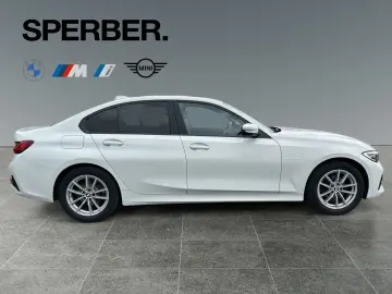 BMW 318i Sportsitze Komfortzugang PDC ACC Live Cockp